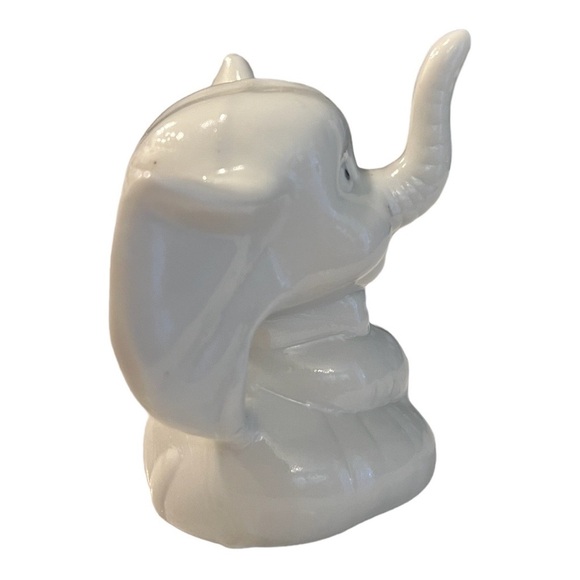 Vintage Elephant Figurine Glazed Ceramic Baby Nursery Decor Ring Holder - Picture 5 of 9